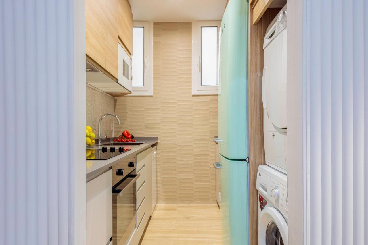 The Gaudi Suites II Barcelona Eksteriør billede