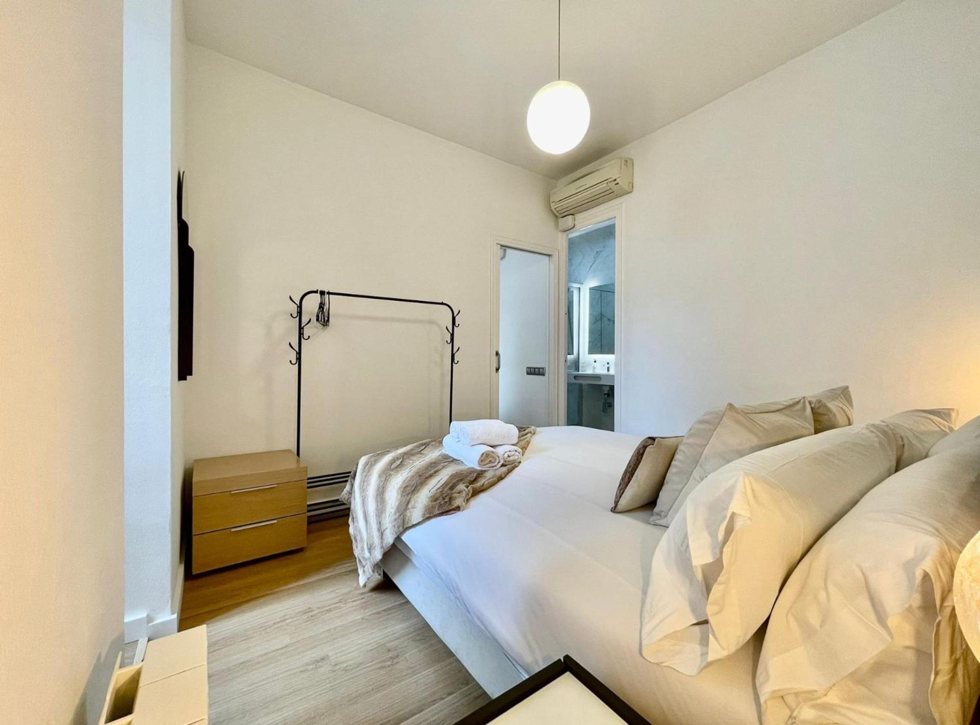 The Gaudi Suites II Barcelona Eksteriør billede